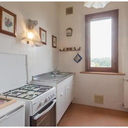 Дом отдыха Nice Home In Castiglione Del Lago With Outdoor Swimming Pool And 7 Bedrooms *