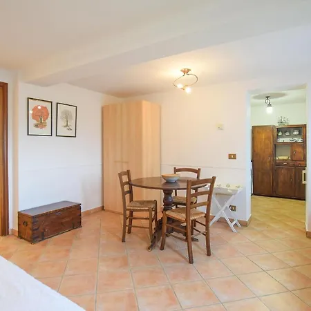 Nice Home In Castiglione Del Lago With Outdoor Swimming Pool And 7 Bedrooms Дом отдыха Кастильоне-дель-Лаго