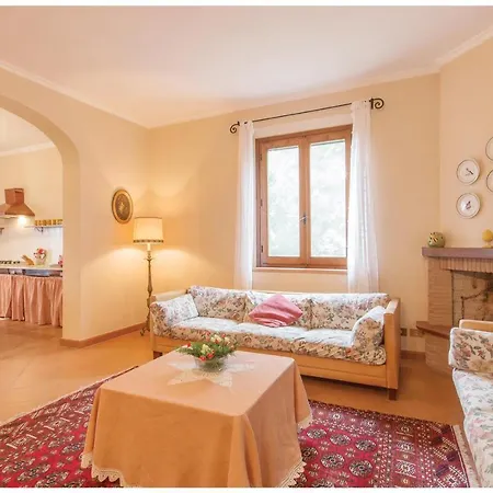 Дом отдыха Nice Home In Castiglione Del Lago With Outdoor Swimming Pool And 7 Bedrooms *