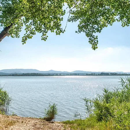 Nice Home In Castiglione Del Lago With Outdoor Swimming Pool And 7 Bedrooms Дом отдыха