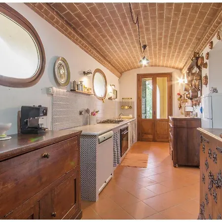 Nice Home In Castiglione Del Lago With Outdoor Swimming Pool And 7 Bedrooms