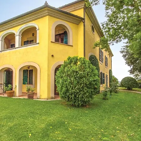 Nice Home In Castiglione Del Lago With Outdoor Swimming Pool And 7 Bedrooms Дом отдыха Кастильоне-дель-Лаго