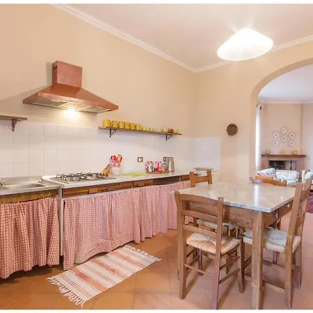 Nice Home In Castiglione Del Lago With Outdoor Swimming Pool And 7 Bedrooms *